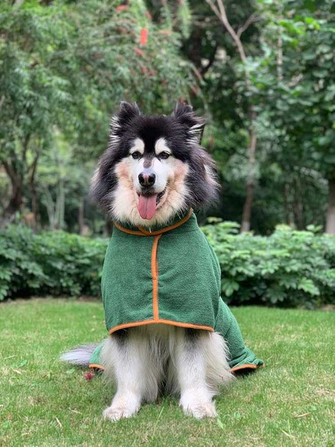 Dog Drying Coat Bathrobe Towel, Microfibre Material Fast Drying Super Absorbent Dog Bath Robe, Pet Quick Drying Moisture Absorbing with Adjustable Collar and Waist