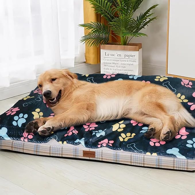 Dog Blanket for Medium Dogs Washable - Soft Fluffy Puppy Blanket with Premium 300GSM Coral Fleece, Cozy Calming Cat Blankets for Indoor Cats for Kitten Doggy, Navy Blue