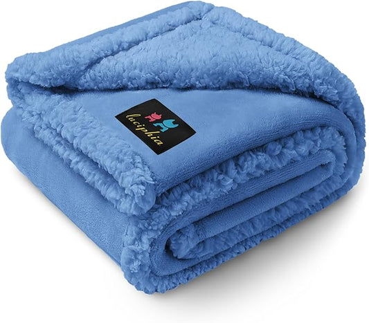 Luciphia Waterproof Pet Blanket, Liquid Pee Proof Dog Blanket for Sofa Bed Couch, Reversible Sherpa Fleece Furniture Protector Cover for Small Medium Large Dogs Cats, Navy Blue Small（40" x 28"）