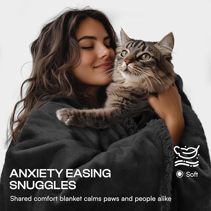 Luciphia Waterproof Pet Blankets, Liquid Pee Proof Dog Blanket for Sofa Bed Couch, Reversible Sherpa Fleece Furniture Protector Cover for Small Medium Large Dogs Cats, Black King Size（100" x 85"）