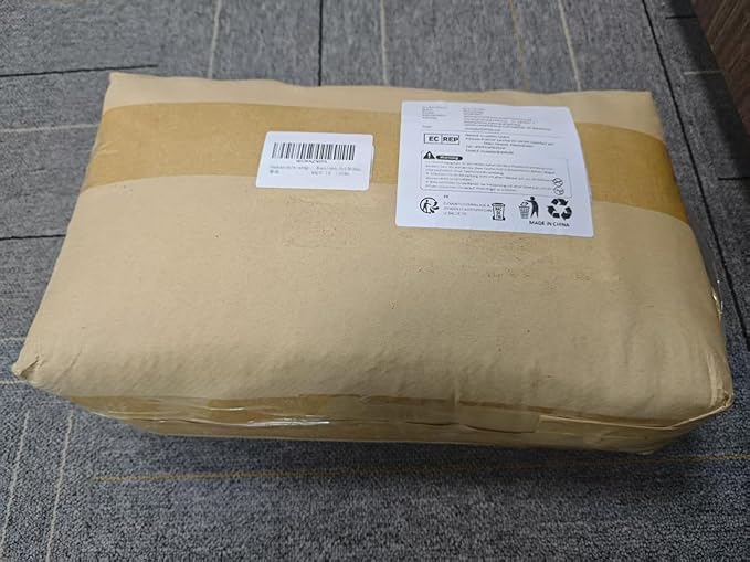 Dog Car Seat for Medium Sized Dogs Up to 40lbs,Comfy Pet Travel Car Bed with Seat Belt Channle,Fully Detachable and Washable,Adjustable Straps,2 Side Pockets,Easy to Install (Red)