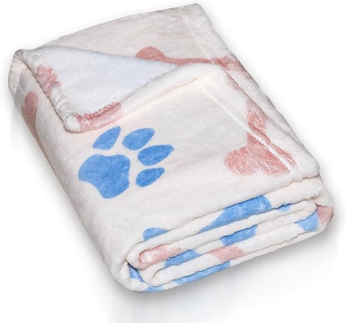 Dog Blanket for Medium Dogs Washable - Soft Fluffy Puppy Blanket with Premium 300GSM Coral Fleece, Cozy Calming Cat Blankets for Indoor Cats for Kitten Doggy,White