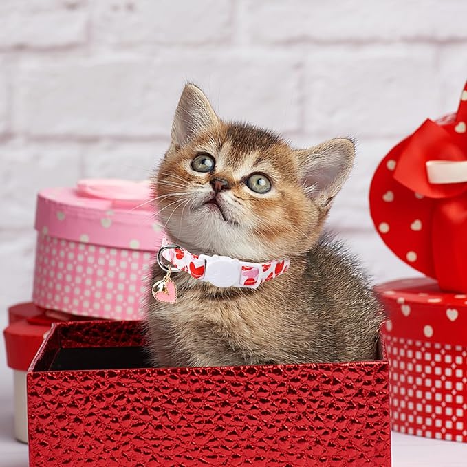 2 Pack Valentine's Day Cat Collar with Bell,Unique Style Paws Valentine's Day Cat Collar with Breakaway Buckle,Adjustable Puppy Collar with Cute Heat Love Pattern,Ideal Gift for Boy Girl Cats