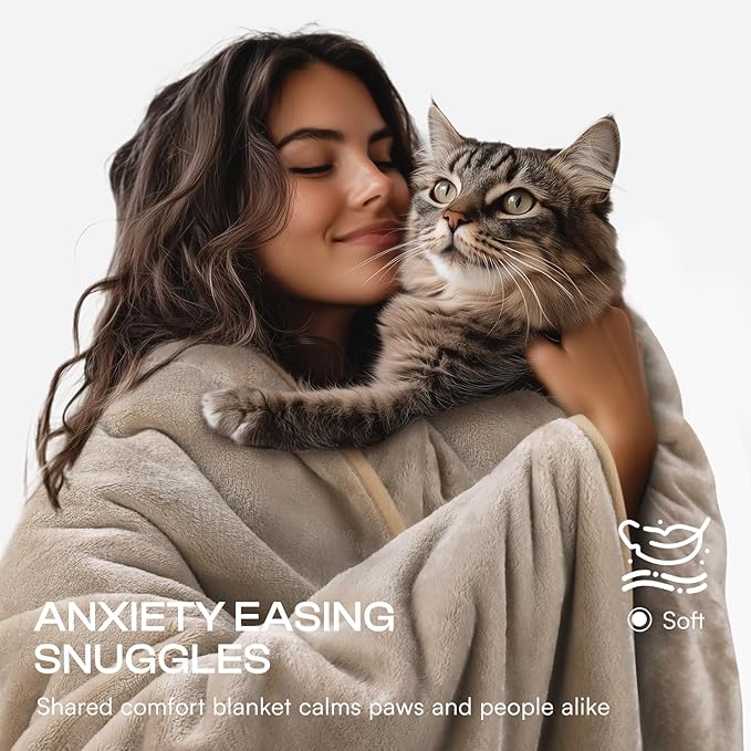 Luciphia Waterproof Pet Blanket, Liquid Pee Proof Dog Blanket for Sofa Bed Couch, Reversible Sherpa Fleece Furniture Protector Cover for Small Medium Large Dogs Cats, Khaki+Beige Small（40" x 28"）