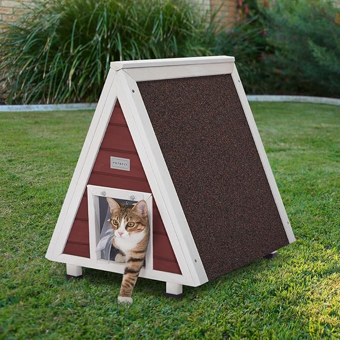 Petsfit Cat House Outdoor Weatherproof,Feral Cat House Outdoor Indoor with Escape Door for Rabbits,Ferret,Guinea Pig,Dogs and Other Small Animals Red