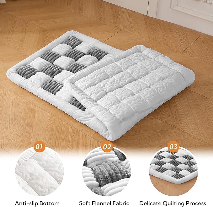 Soulbond Backseat Pet Bed Mat,Dog Bed for Car,Fuzzy Dog Seat Cover for Car Back Seat, Non-Slip Travel Pet Mat, Fit for Backseat Extenders and Seat Covers(Gray and White)