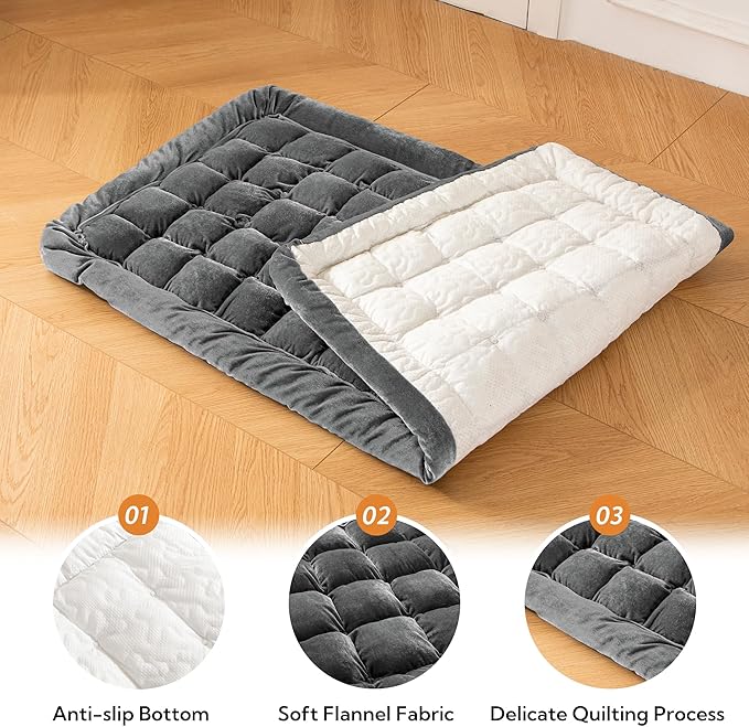 Soulbond Backseat Pet Bed Mat,Dog Bed for Car,Fuzzy Dog Seat Cover for Car Back Seat, Non-Slip Travel Pet Mat, Fit for Backseat Extenders and Seat Covers(Glossy-Dark Gray)