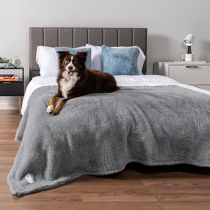 PetAmi Fluffy Waterproof Dog Blanket for Medium Large Dogs, Soft Warm Pet Sherpa Throw Pee Proof Couch Cover, Reversible Cat Bed Blanket Sofa Protector, Plush Washable Pad (Light Grey, 40x60)
